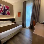 كارلتون فندق