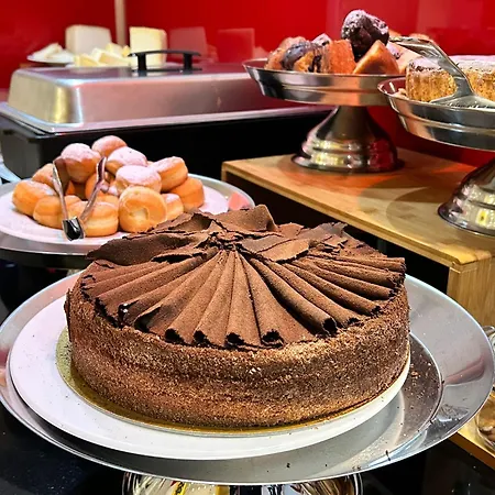 Hotel Carlton Ferrare