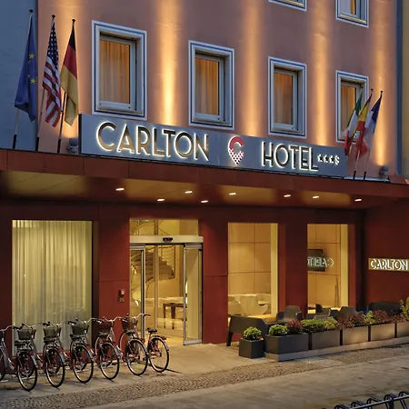 Carlton Hotel 3*